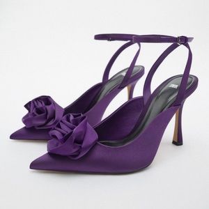 New Without tag. Zara Purple Flower Appliqué Ankle Strap Heels
